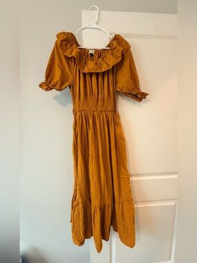 Universal Thread Mustard Yellow Gathered Waist Skirt